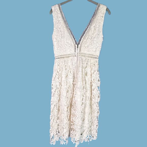 Lulu's Beloved Bloom Ivory Lace V Neck Midi Lined Dress Size Small - Picture 7 of 9